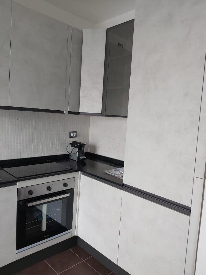 Milano Santa Giulia Business Apartment - Olimpiadi 26 Buitenkant foto